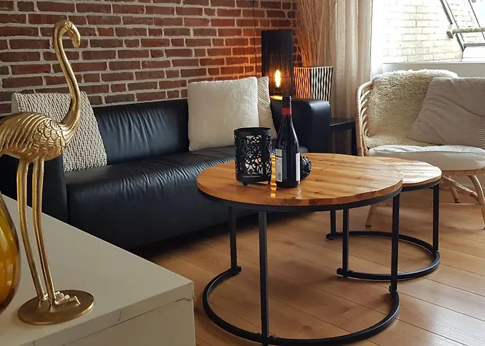 公寓 Op Strand 海边的艾格蒙特